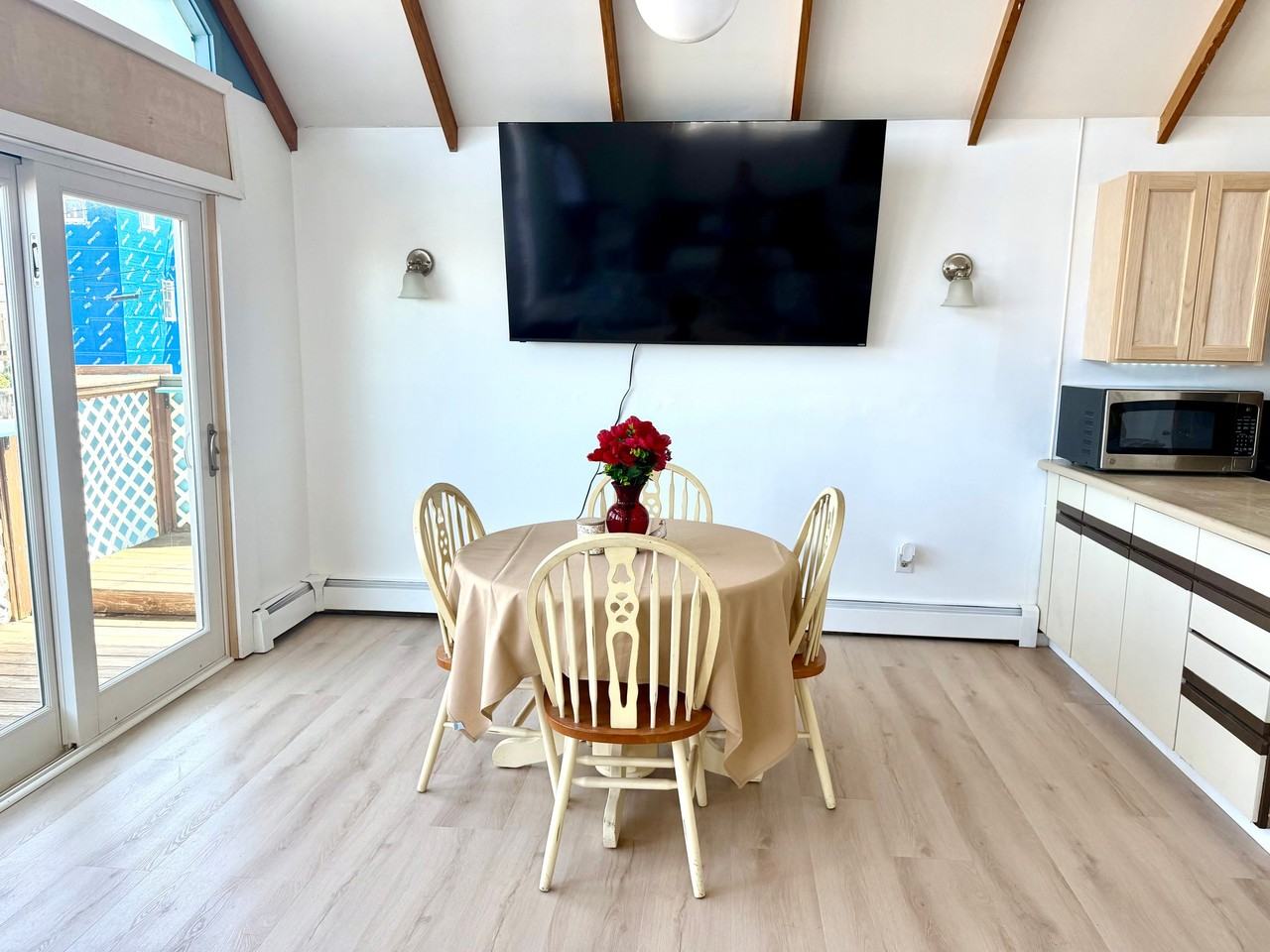 59 Ocean Blvd - Photo 5 of 13