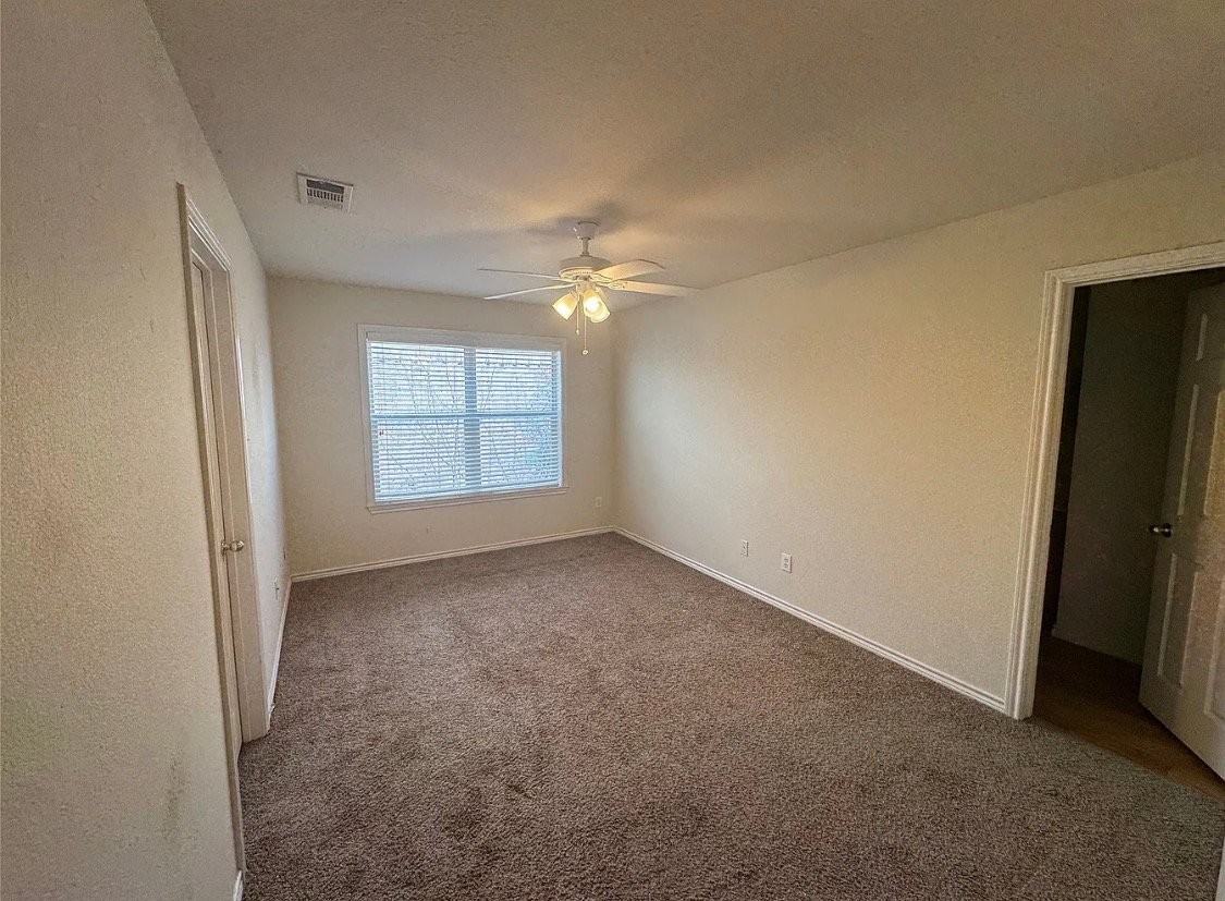 8905 Stewart St - Photo 4 of 10