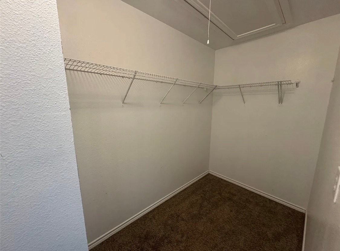 8905 Stewart St - Photo 7 of 10