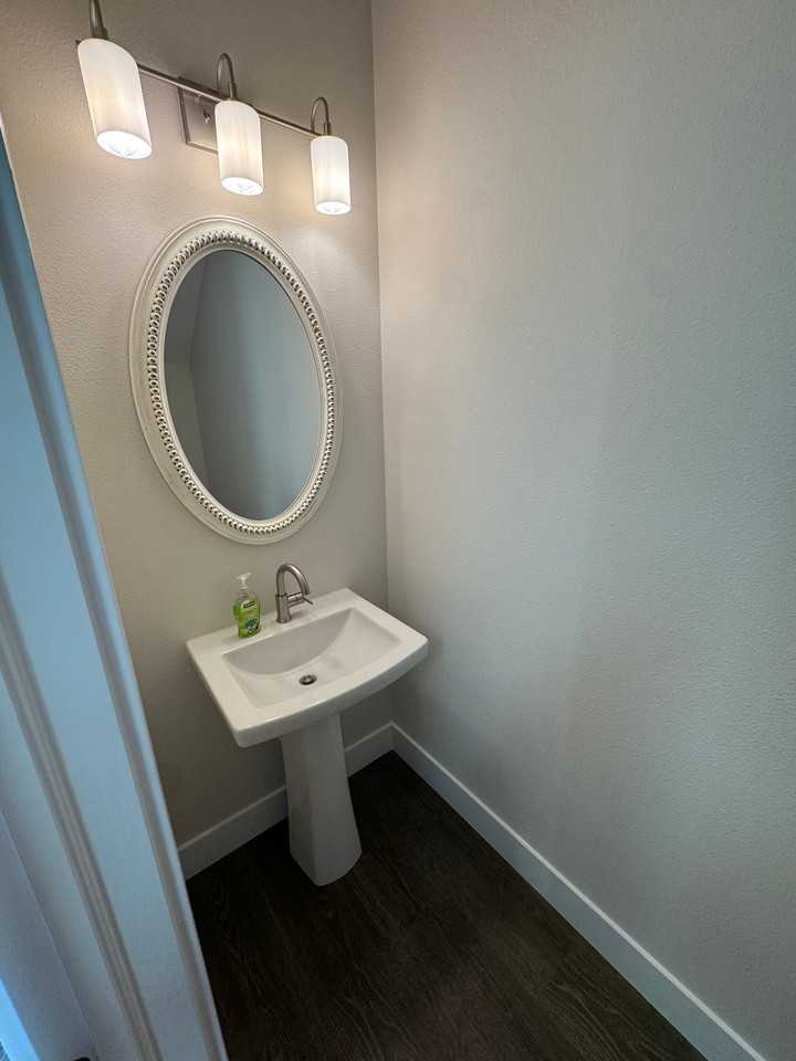 5321 Wolf Creek Dr - Photo 2 of 20
