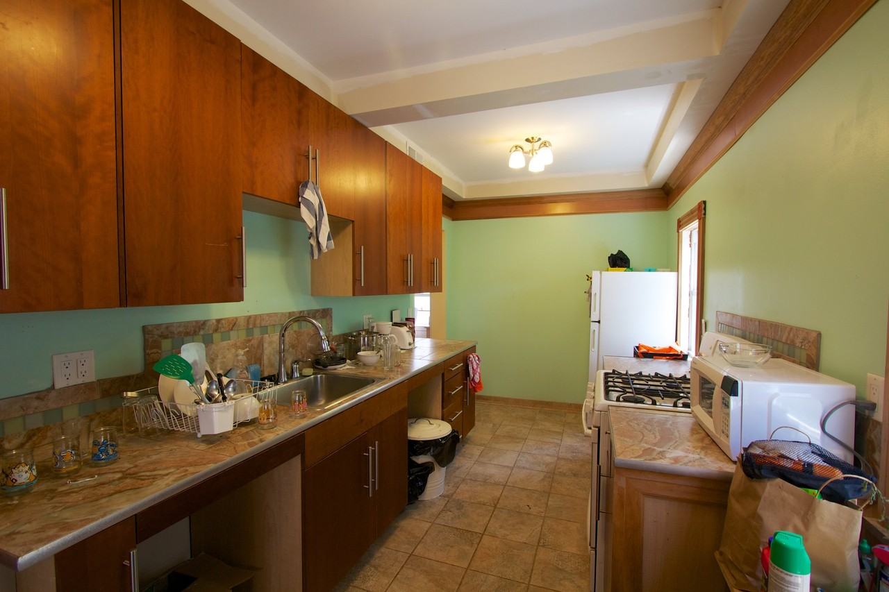 120 Minden St - Photo 3 of 11