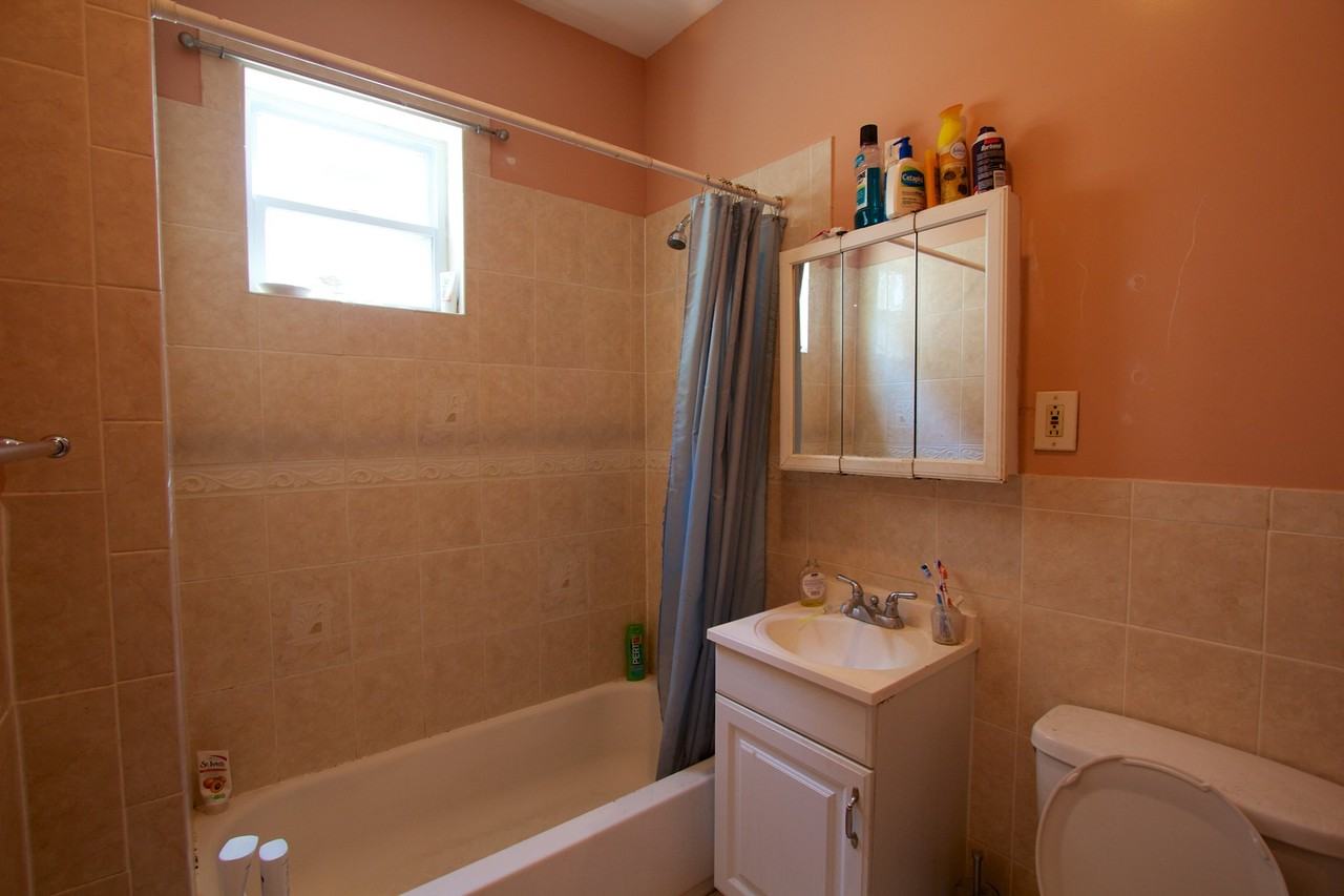 120 Minden St - Photo 6 of 11