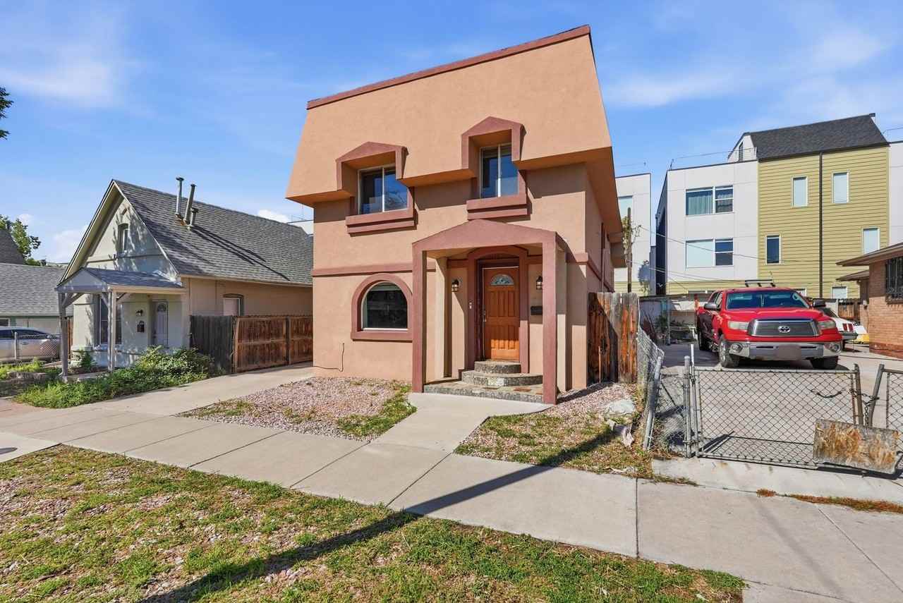 2443 N Clay St - Photo 3 of 39