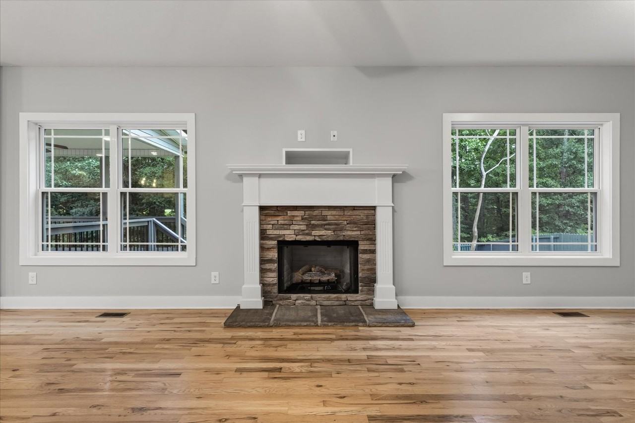 236 Towes Ln - Photo 7 of 42
