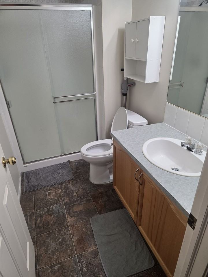 233 Willow Brook Close Nw - Photo 2 of 5
