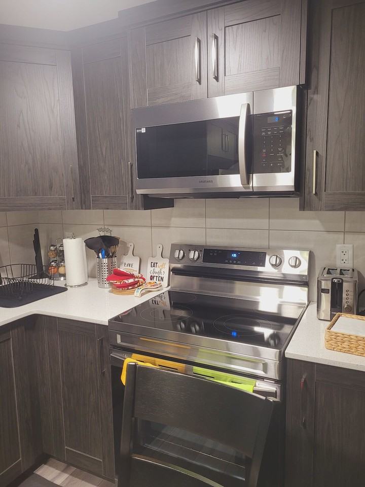 214 Lucas Terr Nw - Photo 2 of 20