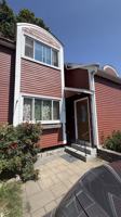 featured image of 5 Chase Ln #5