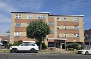 445 Broad Ave #2F - Photo 1 of 1