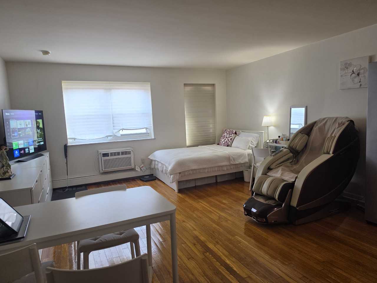 445 Broad Ave #2F - Photo 2 of 3