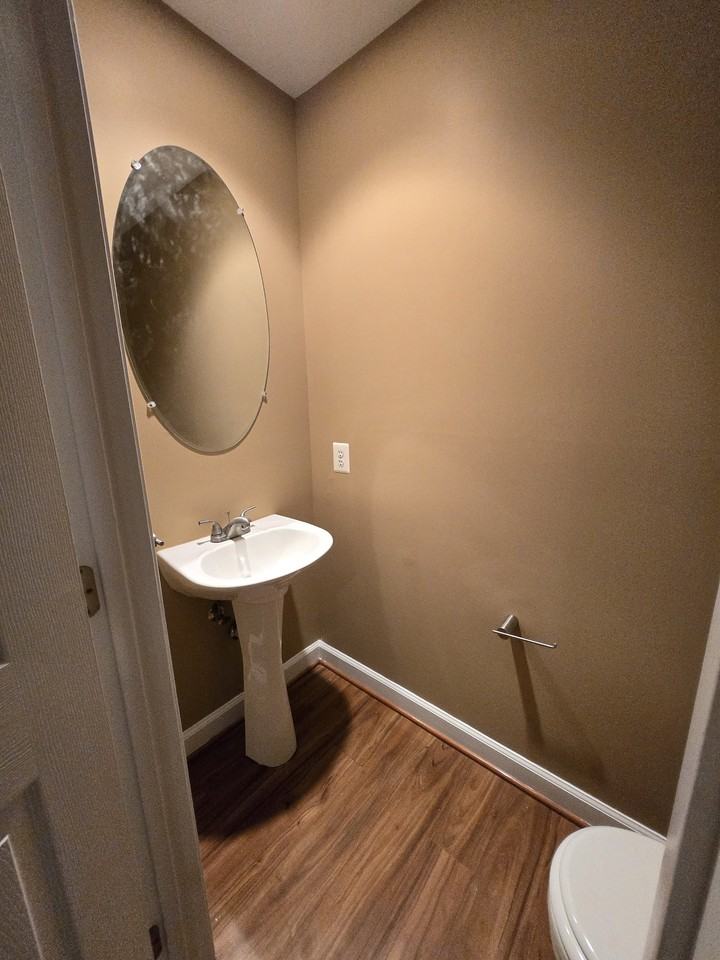 2707 Oak Leaf Ct - Photo 5 of 17