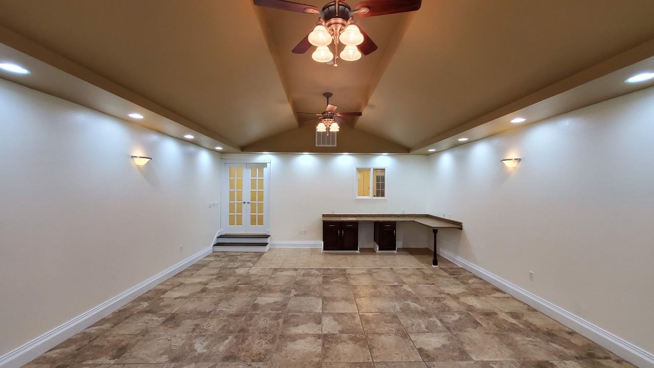 89 Spring Grove Dr #NA - Photo 2 of 50