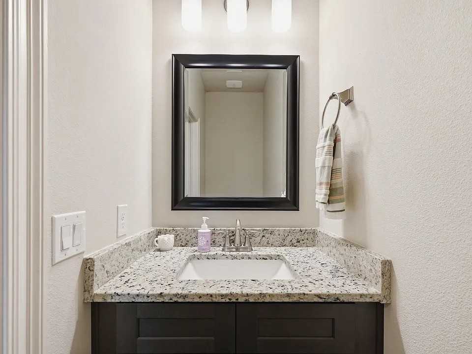 2267 Janet St #NA - Photo 5 of 26