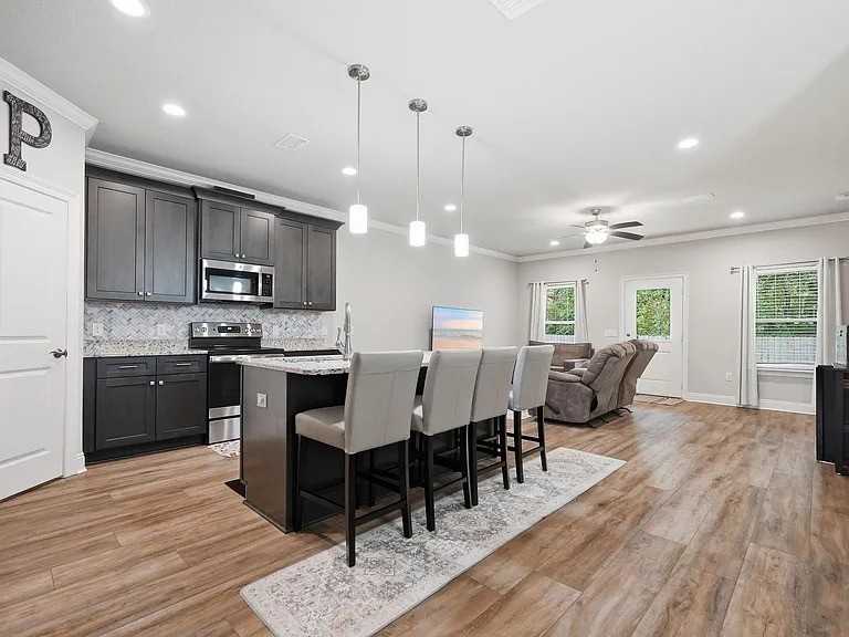 2267 Janet St #NA - Photo 6 of 26