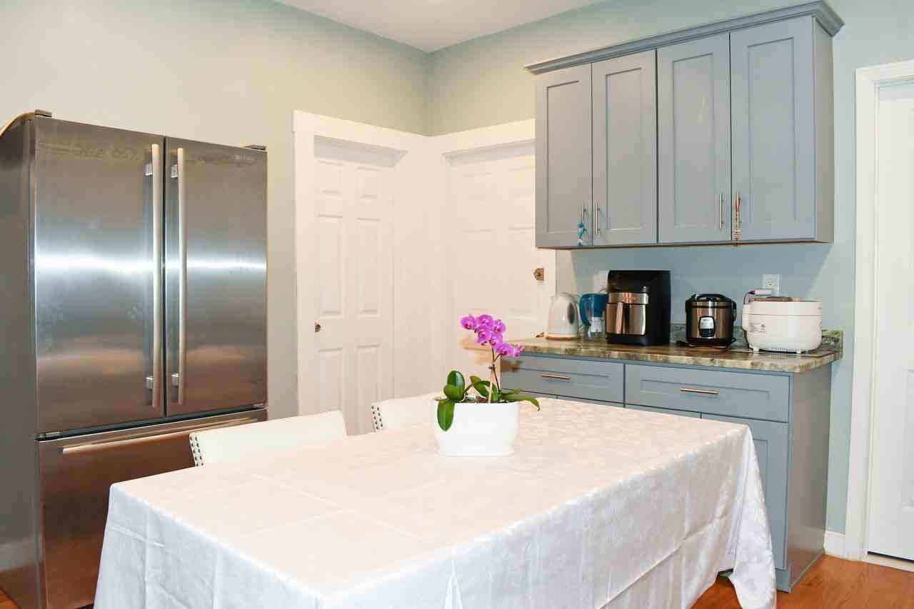 380 Ferry St #1 - Photo 5 of 5