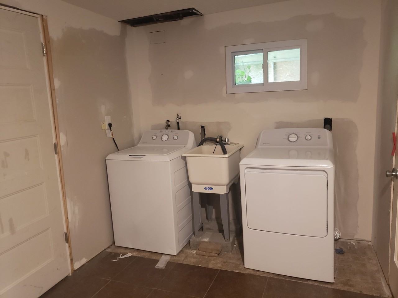 110 Lee St #NA - Photo 5 of 14