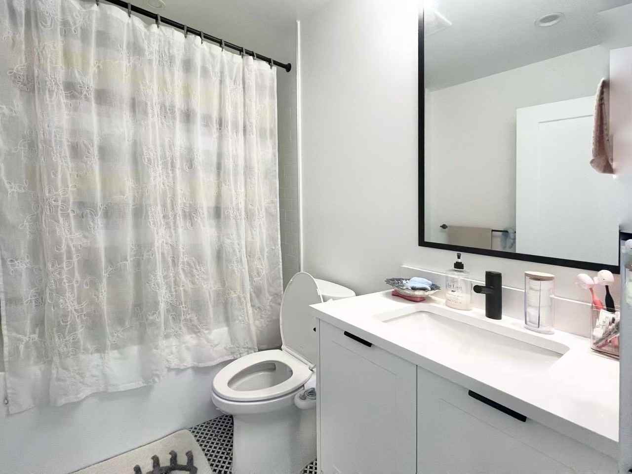 2425 166 Street - Photo 7 of 12