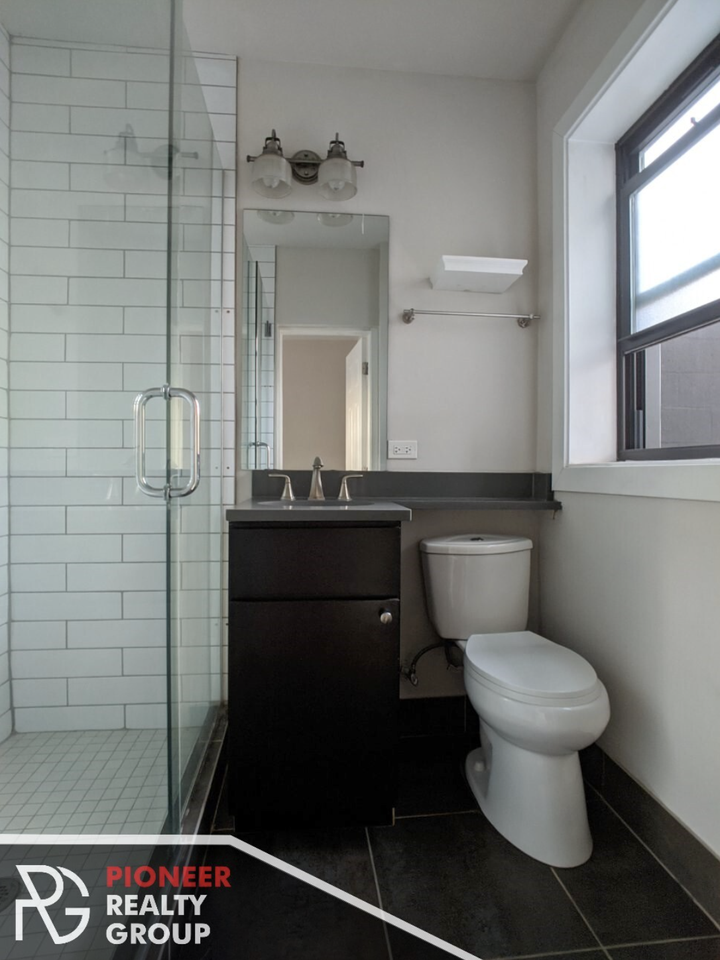 2420 North Kedzie Boulevard #115 - Photo 7 of 8