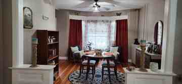 featured image of 430 2nd Ave #2