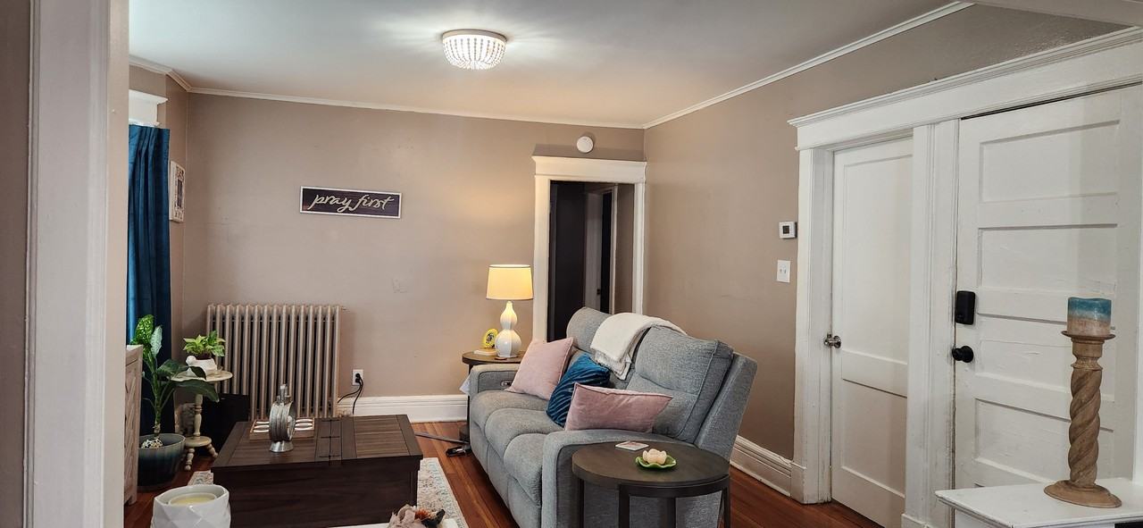 430 2nd Ave #2 - Photo 3 of 11
