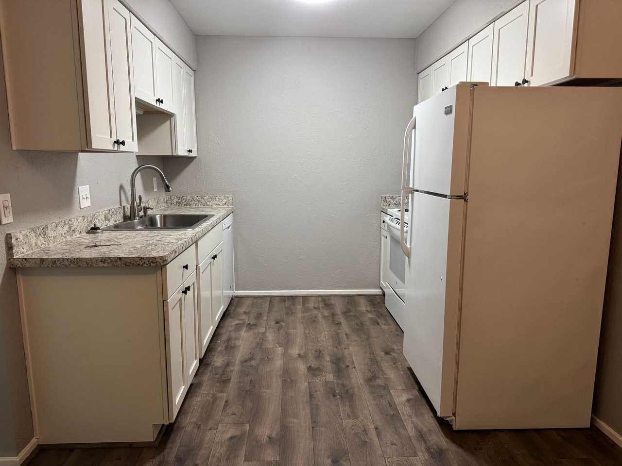 Goodhue Apartments - Photo 5 of 12