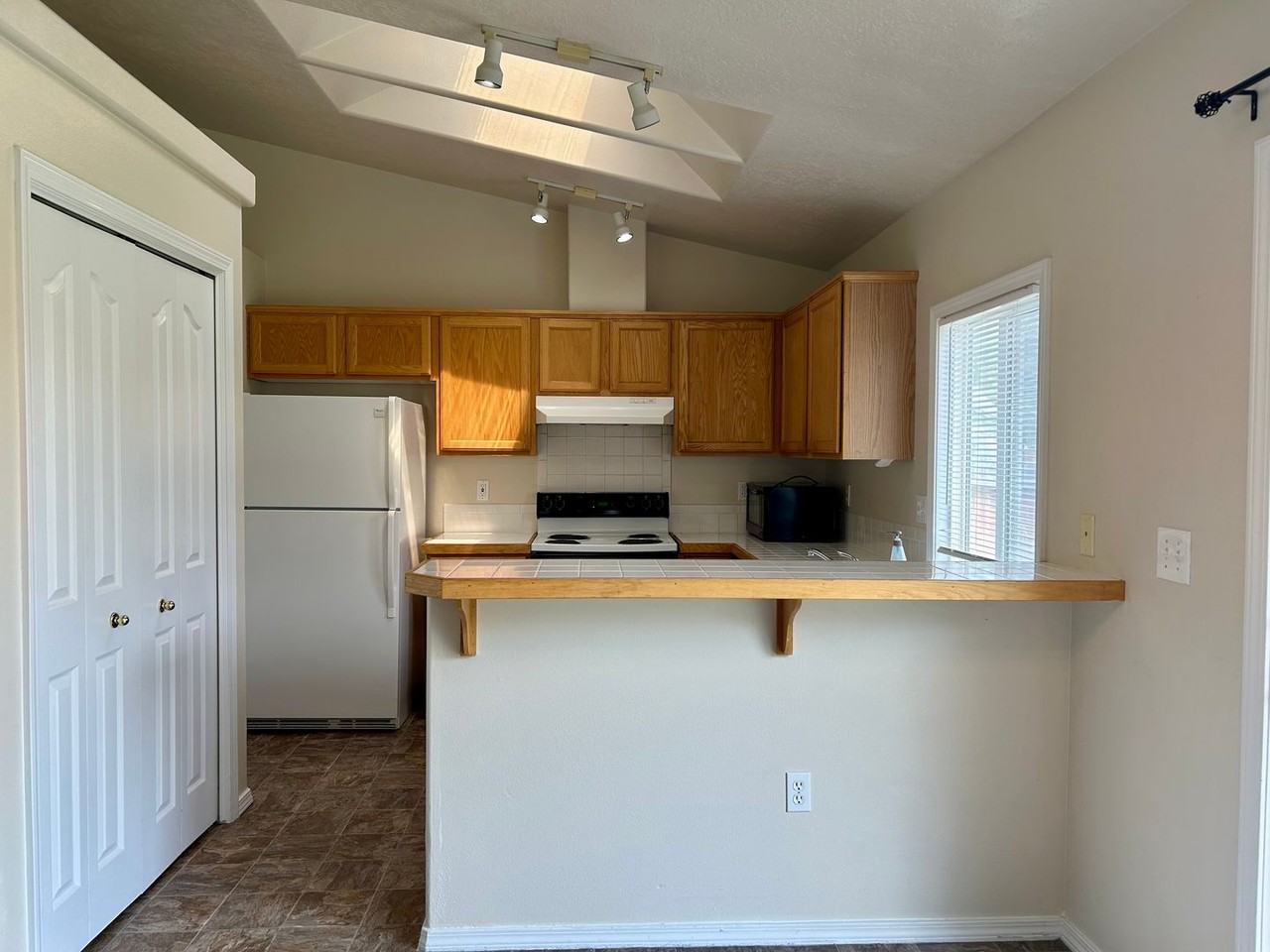 8137 Waterfowl Ave - Photo 6 of 21