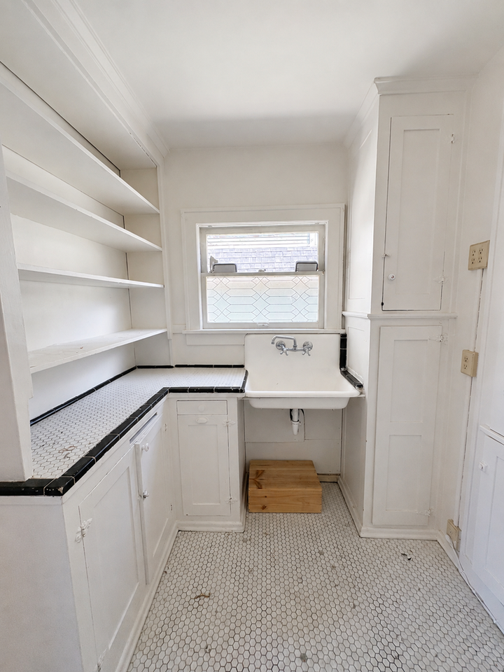 Clayton Place - Photo 6 of 22