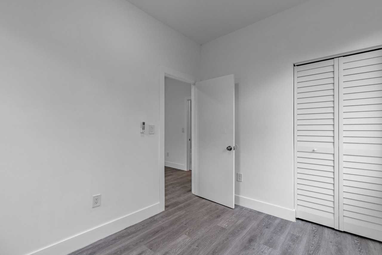 Studio from $1,500/mo & 1/1 from $1,600/mo, newly renovated/Estudio desde $1,500/mes y 1/1 desde $1,600/mes - Photo 6 of 12