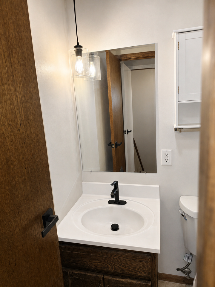 7401 Ames Cir - Photo 7 of 15