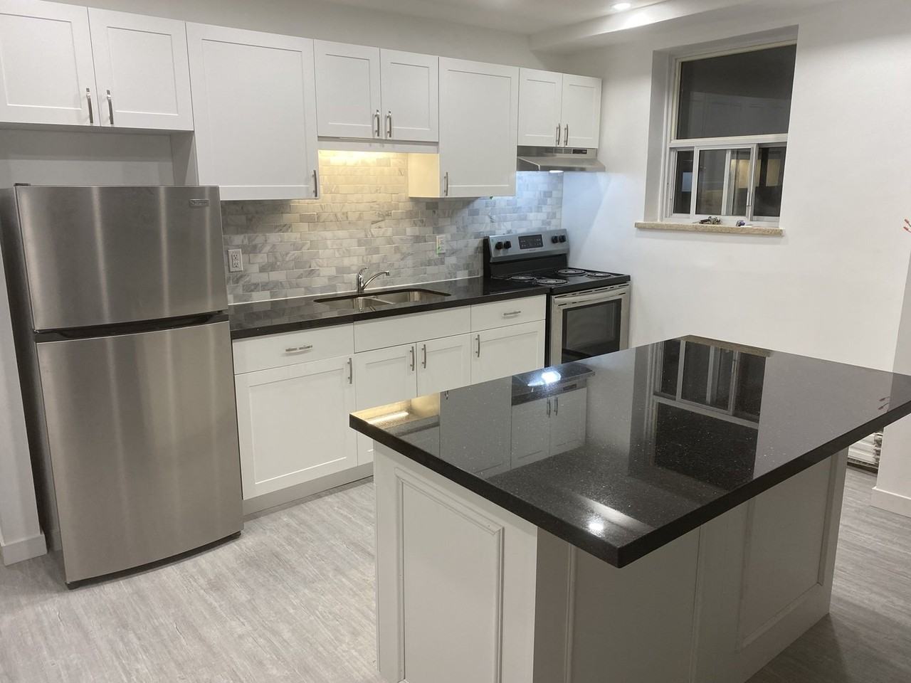 Horner Ave - Photo 3 of 8