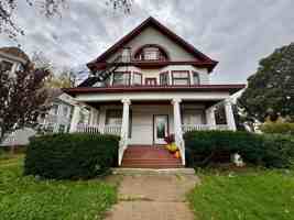 featured image of 2109 Washington Ave #3