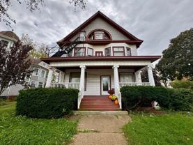 2109 Washington Ave #3 - Photo 1 of 1