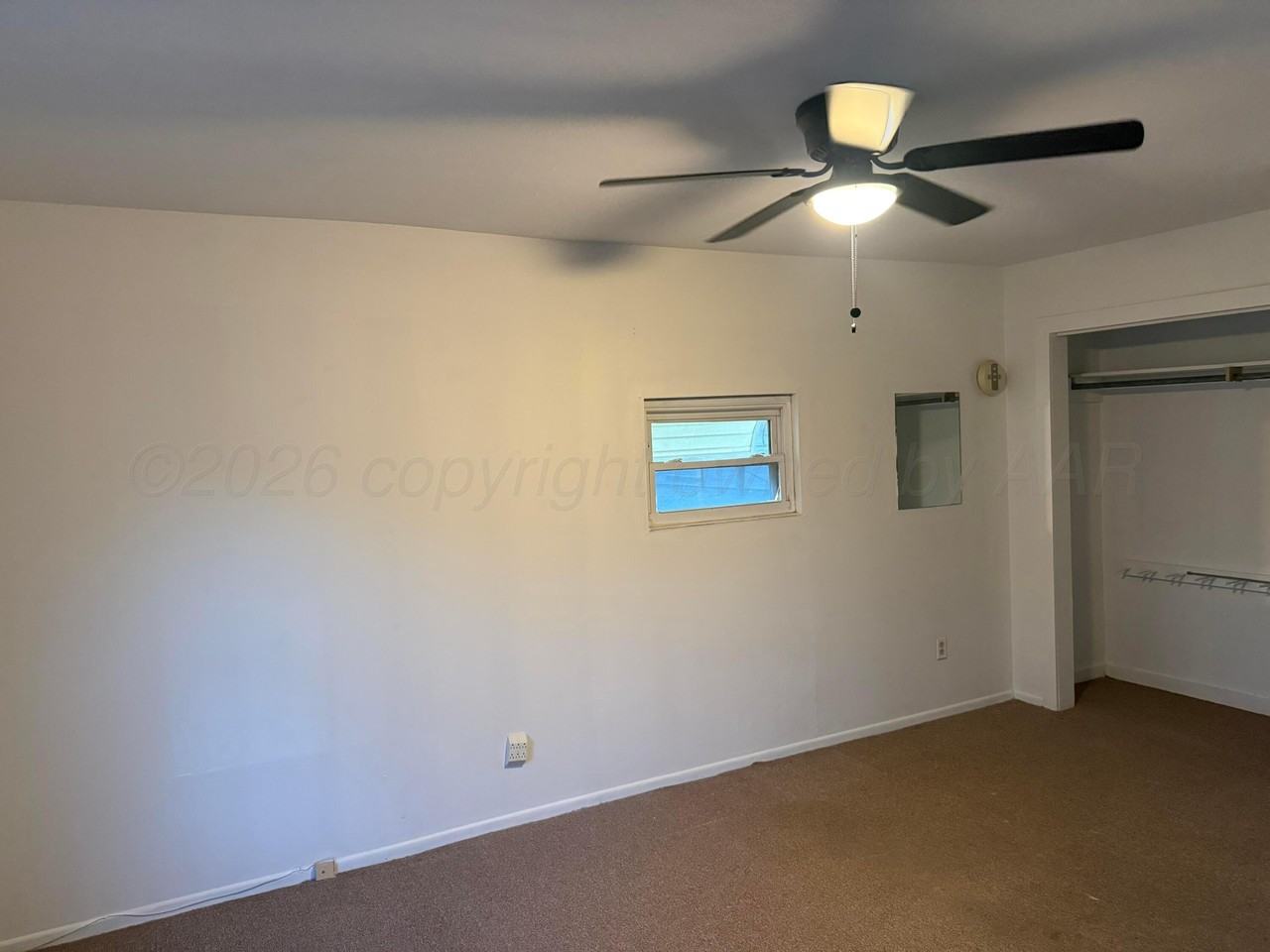 1534 Bell St - Photo 3 of 7