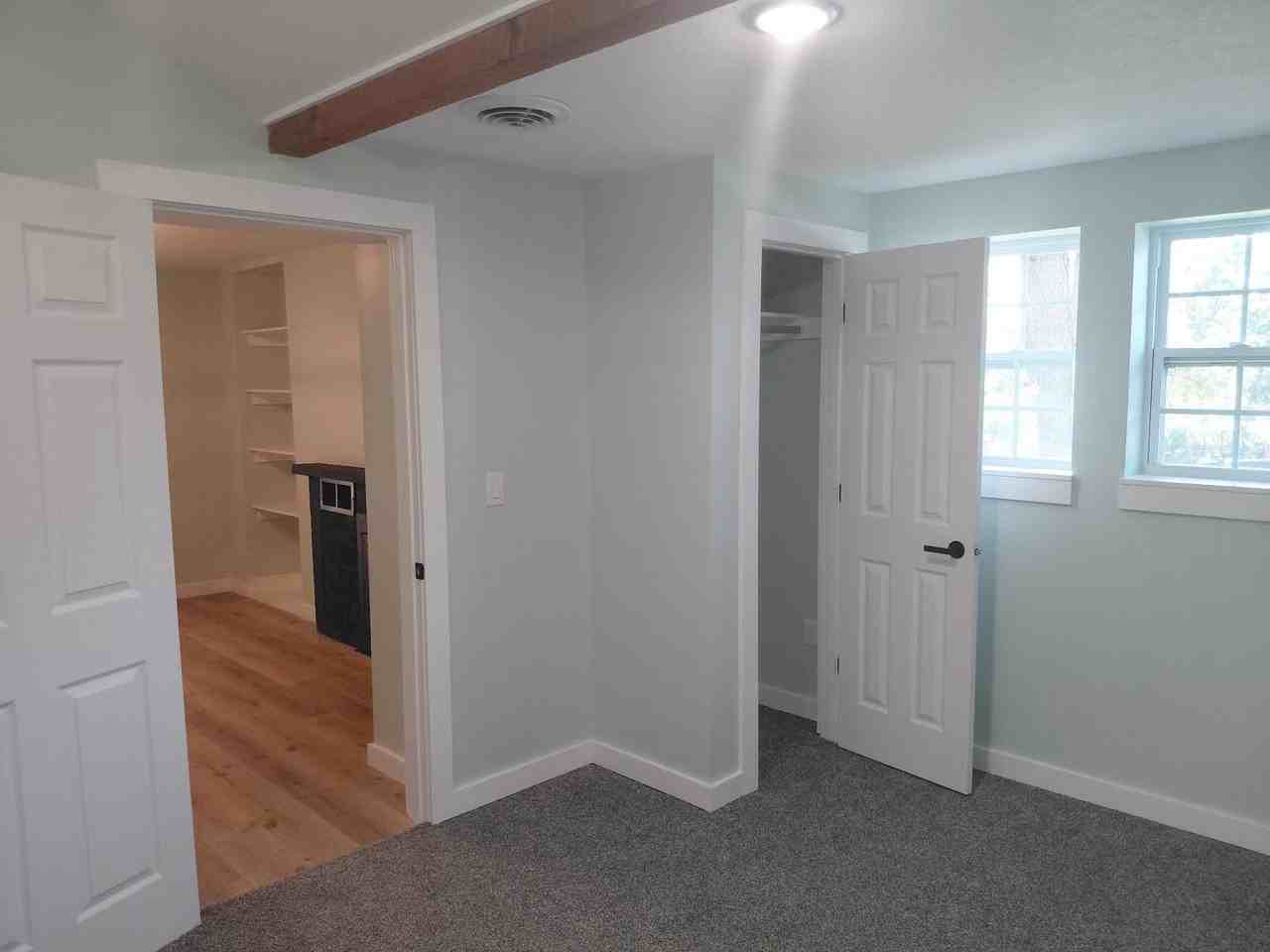 206 Grant St - Photo 2 of 15