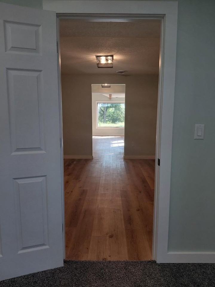 206 Grant St - Photo 3 of 15