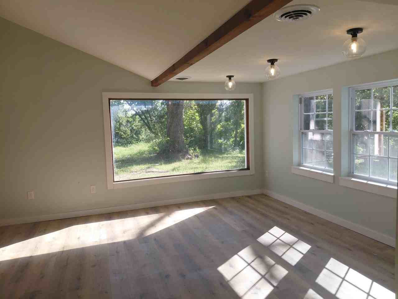 206 Grant St - Photo 6 of 15
