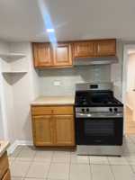 featured image of 2244 W Farragut Ave #1