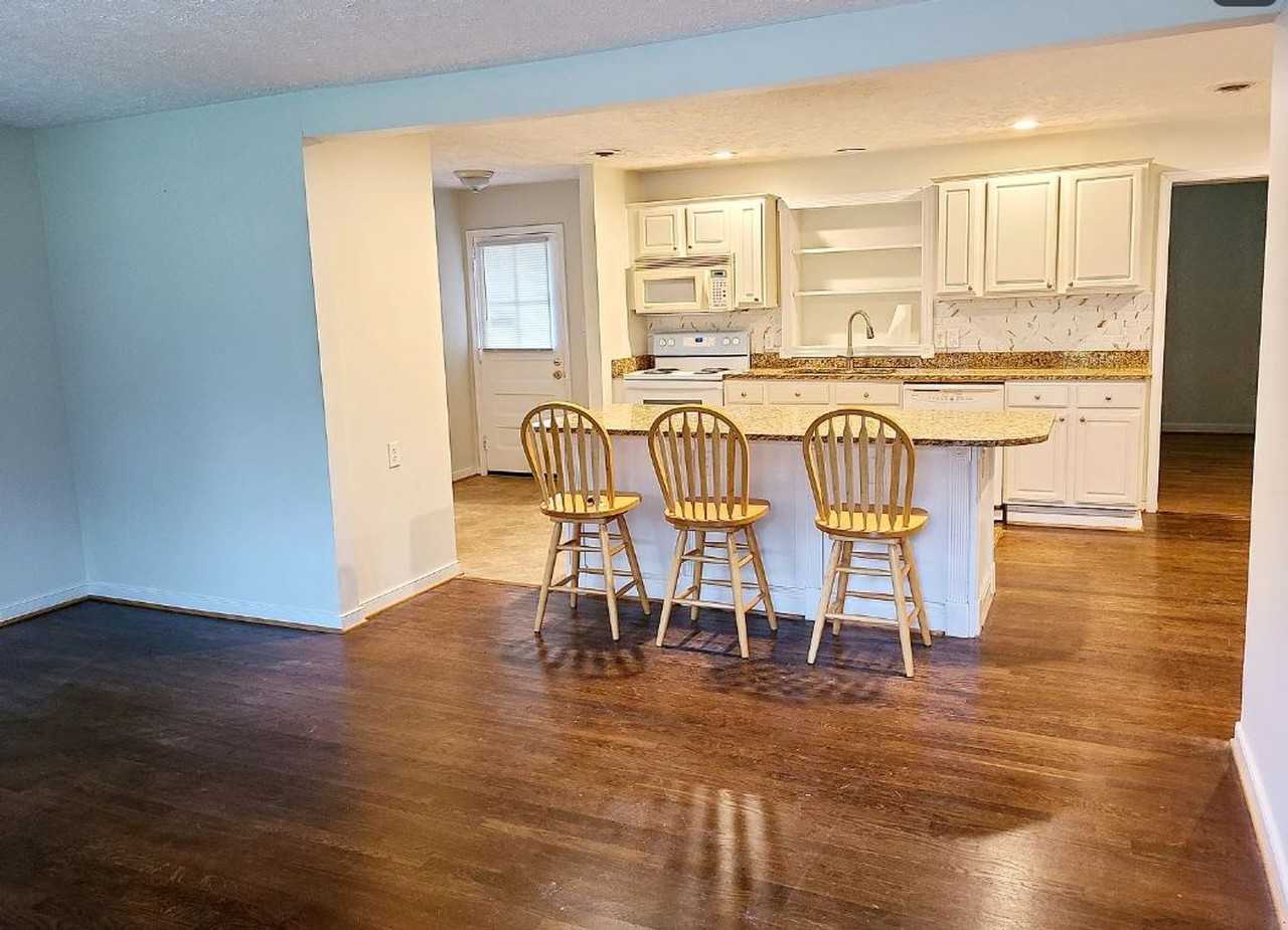 320 Treva Rd - Photo 2 of 18