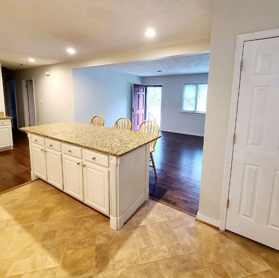 320 Treva Rd - Photo 5 of 18