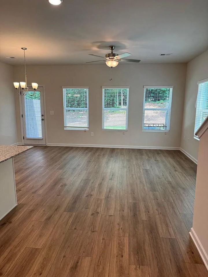 4286 Notting Hill Dr Sw - Photo 2 of 16
