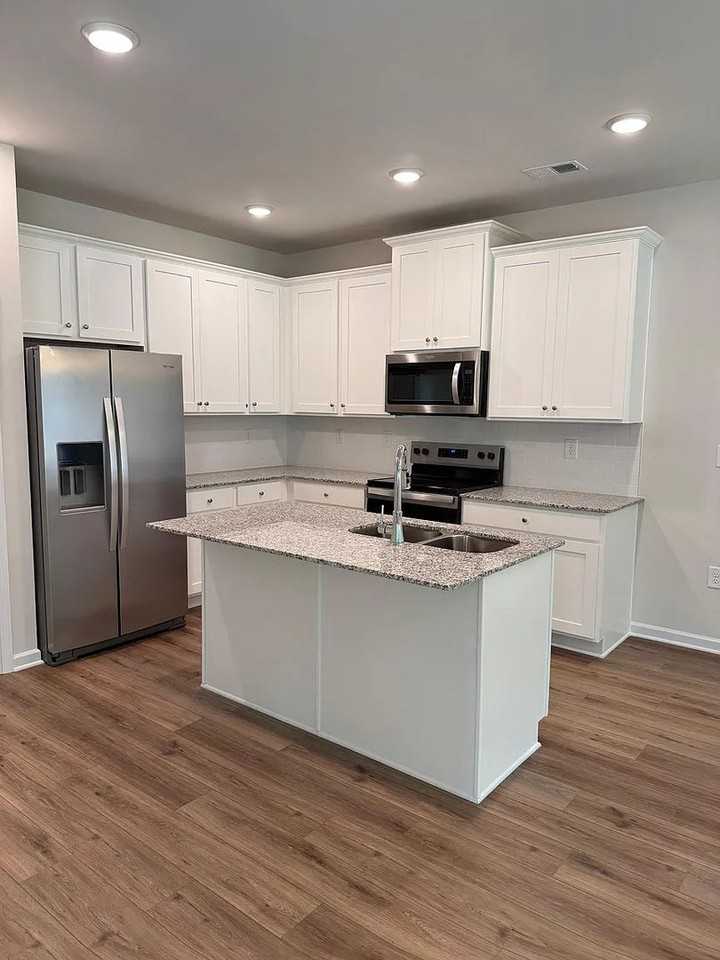 4286 Notting Hill Dr Sw - Photo 4 of 16