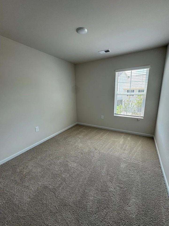 4286 Notting Hill Dr Sw - Photo 5 of 16