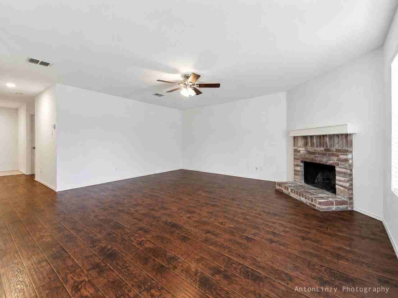 2374 Somerset Dr - Photo 6 of 17