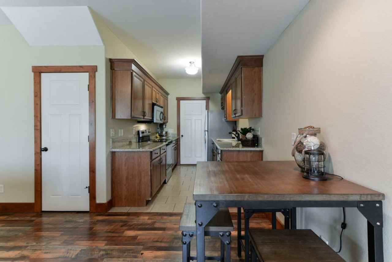 2193 W Bingham St - Photo 3 of 6