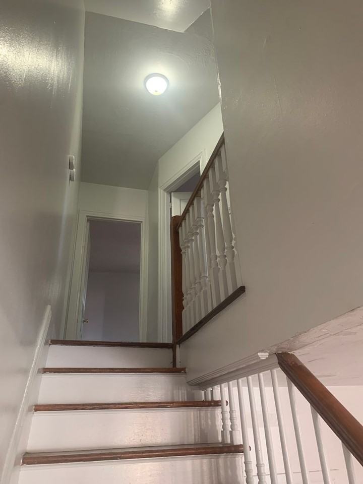 618 W Princess St - Photo 6 of 24