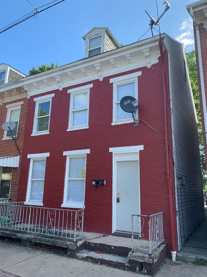 241 S Penn St