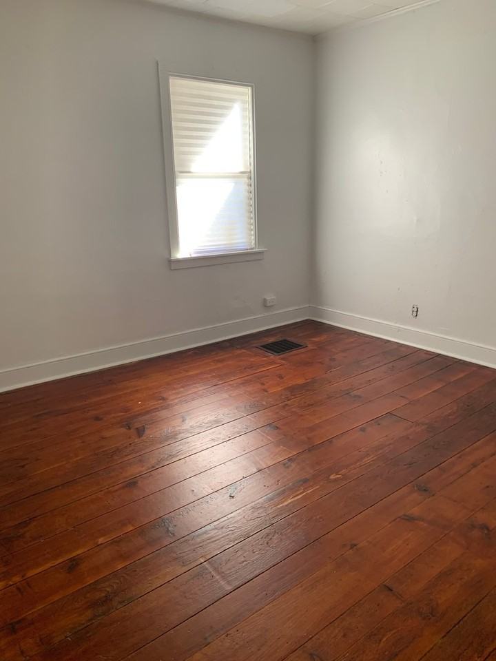 241 S Penn St - Photo 5 of 12