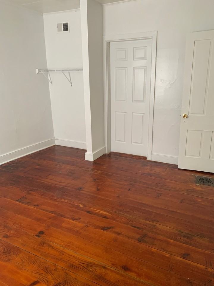 241 S Penn St - Photo 7 of 12