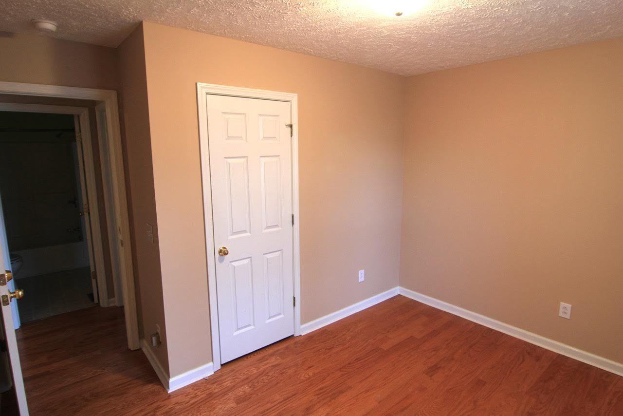 2552 Lismore Dr - Photo 5 of 10