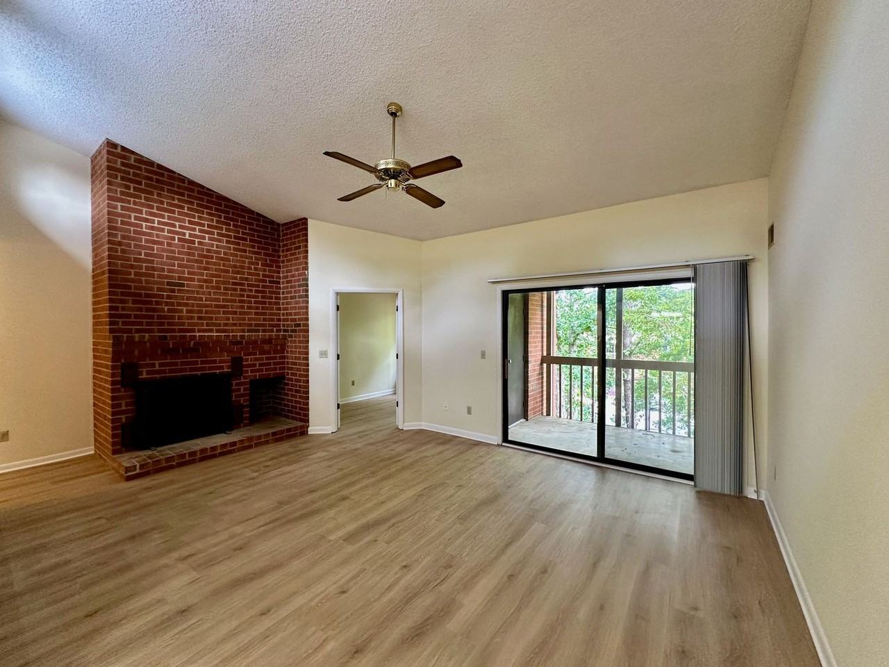 103 Turtle Creek Rd - Photo 2 of 13