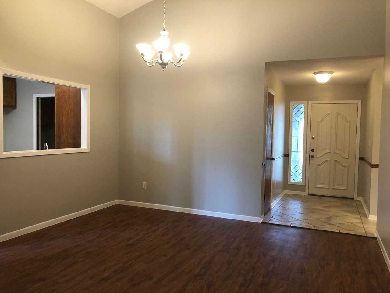 109 Chama Dr - Photo 3 of 7